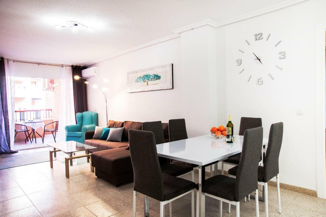 Holiday Royal Suite Concordia ตอร์เรเวียคา ภายนอก รูปภาพ